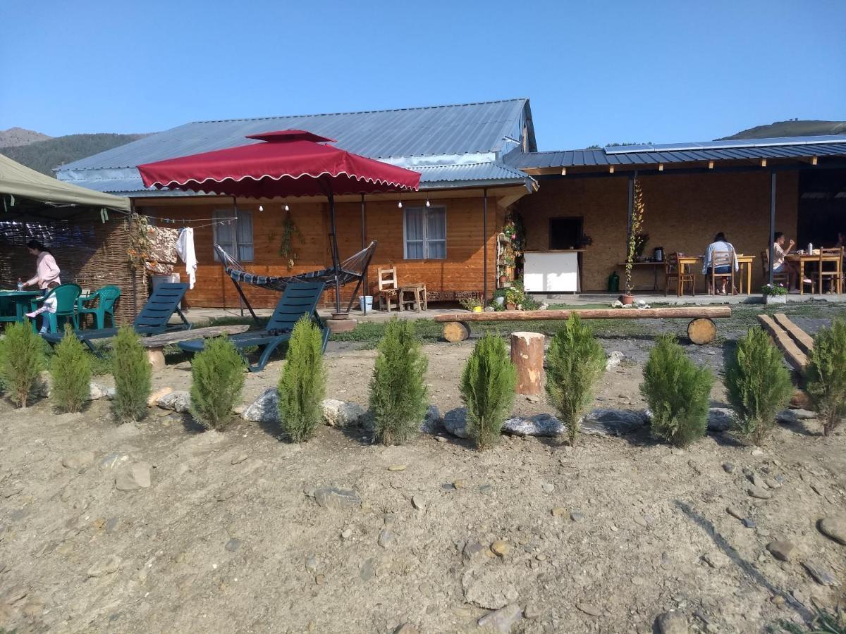 Guesthouse Omalo Εξωτερικό φωτογραφία